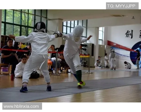 世界顶尖击剑选手攻防转换时机选择策略及其对比赛结果的影响分析 世界顶尖击剑选手攻防转换时机选择策略及其对比赛结果的影响分析